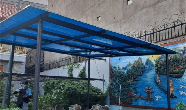 Mái canopy nhựa Polycarbonate