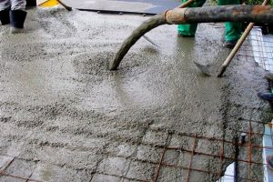 Đổ sàn bê tông dày bao nhiêu là hợp lý? Chọn mác nào phù hợp?