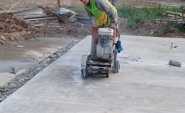 Dịch Vụ Cắt Ron Nền Nhà Xưởng