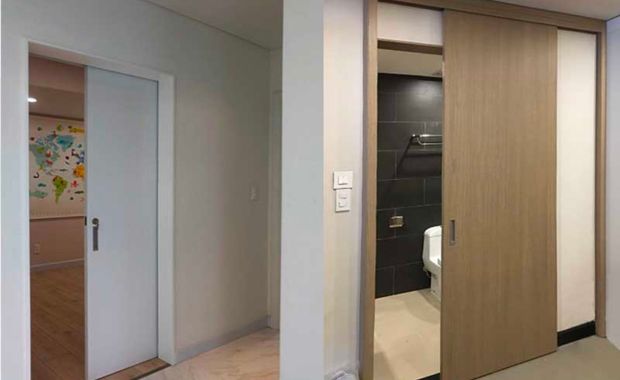 Lắp ráp phần cửa