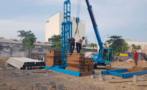 Thi công ép cọc bê tông nhà phố là gì?