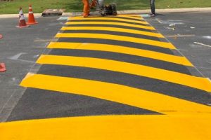 Thi công thiết kế gờ giảm tốc giao thông 