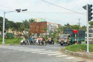 Thi Công Sản Xuất Lắp Dựng Đèn Tín Hiệu Giao Thông