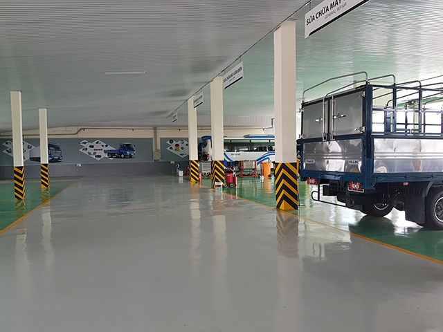 Sơn epoxy chống bụi giúp bề mặt sàn dễ dàng vệ sinh