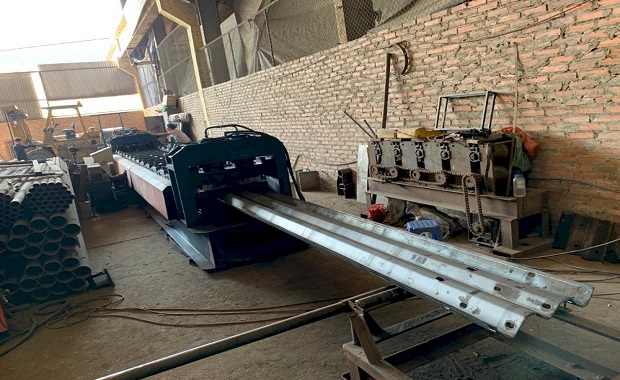 Tạo sóng và đột lỗ tấm sóng