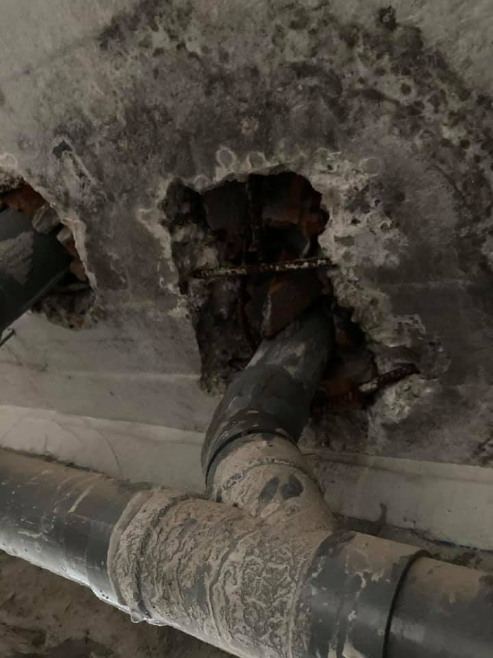 Chống thấm cổ ống xuyên sàn