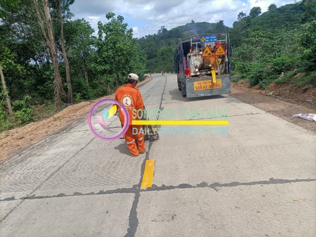 Quy trình thi công sơn kẻ vạch dẻo nhiệt phản quang topline
