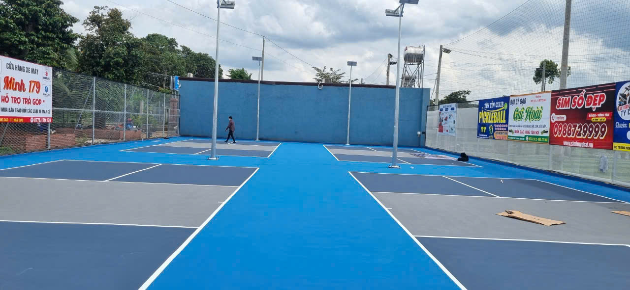 Sân Ngoài Trời Tại Trường THCS Trần Phú, Pleiku