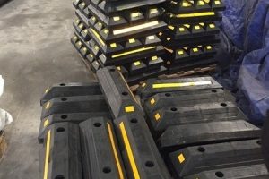 Sản xuất cao su chống va đập, ốp góc & chặn bánh xe giá tốt