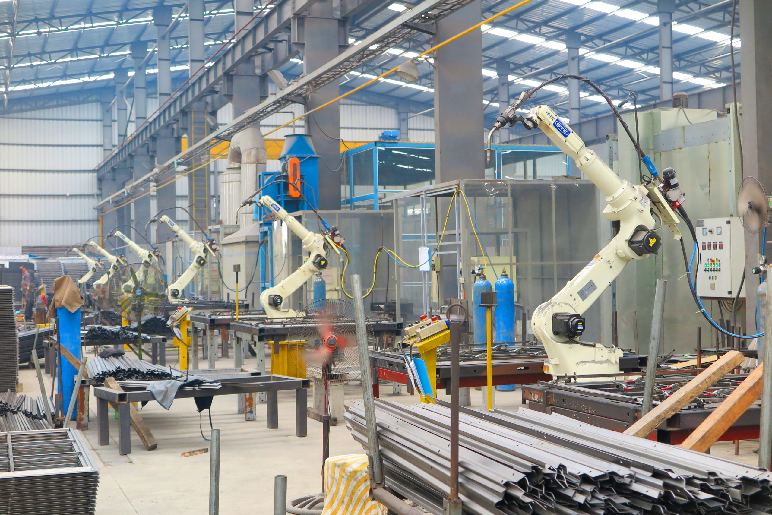 Lựa Chọn Nhà Máy Mạ Kẽm Nhúng Nóng Uy Tín – Tiêu Chí Quan Trọng