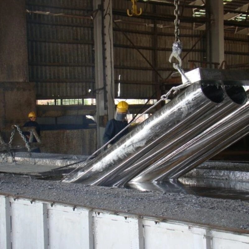 Quy trình mạ kẽm nhúng nóng đạt chuẩn quốc tế