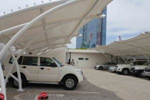 Báo giá thi công mái canopy bãi xe chi tiết, cập nhật 2026